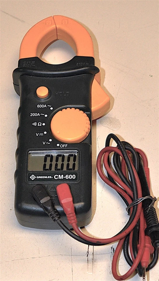PINZA AMPERIMÉTRICA DIGITAL MODELO GREENLEE CM-600 CON CABLES EXCEDENTE COMERCIAL BUENA  Foto 1 de 1