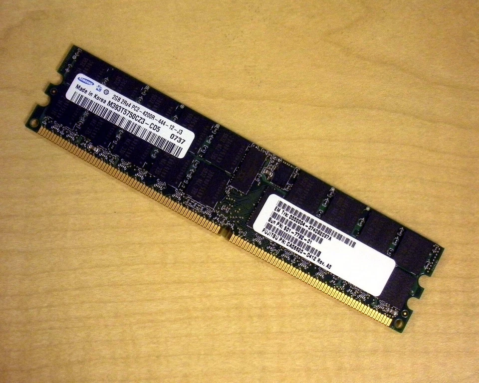 Sun 501-7792 2GB DDR2 667 CL5 ECC Reg Memory Module - Image 1 of 2
