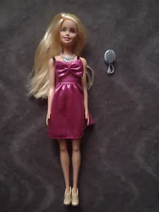 Barbie Puppe blond Kleid pink Glitzer Schmuck Bürste 2015 lange Haare China