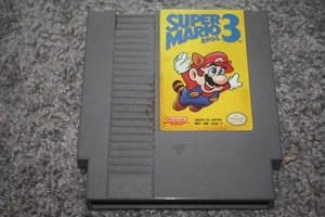 Super Mario Bros. 3 (Nintendo NES, 1990) - Picture 1 of 3