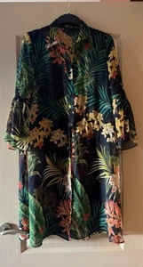 Zara Ladies Cover Up - Picture 1 of 6