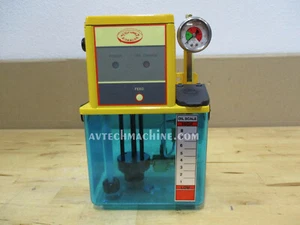 MFE-301FW-T2P Yeong Dien Lubrication Pump Pressure 15Kg 110V - Picture 1 of 4