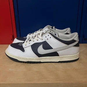 NIKE SB Dunk low pro huf nyc talla 10.5 azul marino/blanco skate street wear - Imagen 1 de 8