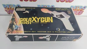 GALAXY GUN 2001 SERIES PISTOLA SPAZIALE BATTERY STAR WARS TESTED '80 TOY SPACE - Picture 1 of 13