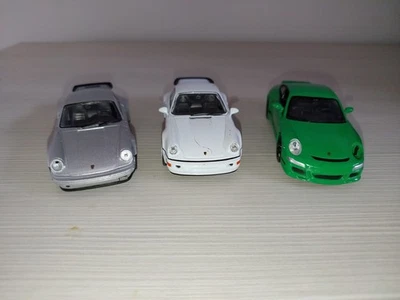 Lotto 3 Modellini Porsche 911 Welly 1/39 Vedi Foto No Burago Majorette Solido - Immagine 1 di 4