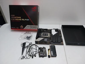 ASUS PRO WRX80E-SAGE-WIFI Workstation Mainboard AMD sWRX8 ThreadRIPPER - Bild 1 von 9