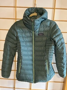 Patagonia Down Sweater Hoody Womens Small Beryl Green Puffer Packable Coat - Picture 1 of 2