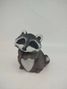 Vtg 1991 Art Line Model 6016 Baby Raccoon Plastic Yard Ornament - Picture 1 of 5