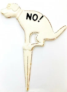 Kein Hundeklo / Hinweisschild / Hund / Metall / Verbot / Weiß / Eisen / Klo /No - Bild 1 von 2
