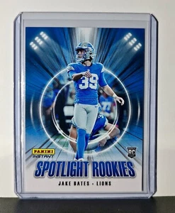 Jake Bates Rookie 2024 Panini Spotlight Rookies NFL #40 Card Lions 1 de 1426 - Photo 1/2