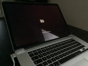 MacBook Pro (Mitte 2015) 15-Zoll Retina (ohne Akku, Ohne SSD) - Bild 1 von 24