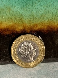 Moneda de una libra de la reina Isabel II 2017 - Imagen 1 de 3