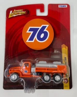 Johnny Lightning 2012 76 GMC 6x6 Tanker Truck Orange - Image 1 of 3
