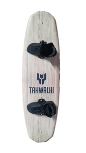 wakeboard Tahwalhi 139 cm + bindings - Picture 1 of 6