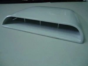 CUBIERTA DE VENTILACIÓN DECORATIVA CON CAPUCHA DE AIRE PARA TECHO DE COCHE BLANCA - Imagen 1 de 5