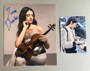 MARIA DUENAS violinist signed in-person autograph 8x10 photo + proof - Picture 1 of 1