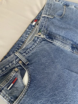 Jeans masculino vintage anos 90 Tommy Hilfiger 44x30 serve como (43x29) grande bandeira patch denim - Imagem 1 de 4