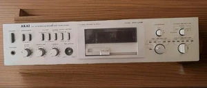 Vintage Akai AM-UO6 Integrated Stereo Amplifier - Picture 1 of 6