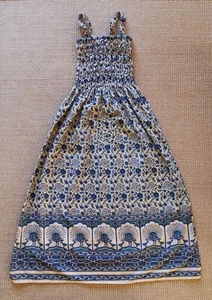 Sommerkleid Damen Midi 3/4 Lang Größe M (Schlank) Stretch Gesmokt mit Trägern - Bild 1 von 1