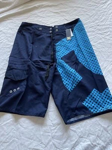 Totalmente Nuevos Zapatos DC Pantalones Cortos de Tablero Tallas 32 - Imagen 1 de 7