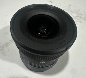 Sigma 10-18MM F/2.8 For FUJIFILM  X MOUNT - MINT - MINT 30 DAYS OLD - Picture 1 of 5