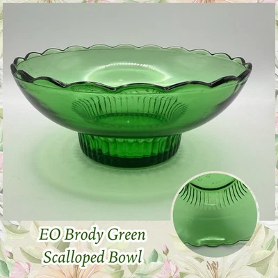 Vintage E.O. Brody Co Green Glass Pedestal Bowl M2000 Pretty! - Image 1 of 4