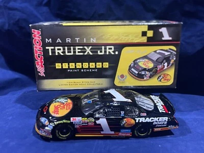 MT 2006 Action Racing 1/24 #1 Martin Truex Jr 贝斯专业商店 — 第 1/2 张图片