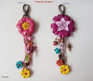 El regalo perfecto: un llavero de flores de cuero para su bolso n.º 17 - Imagen 1 de 8