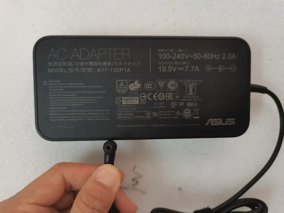 Adaptador de CA original 19,5 V 7,7 A A17-150P1A para Asus ZenBook Flip Q547FD 4,5 mm 150 W Foto 1 de 4
