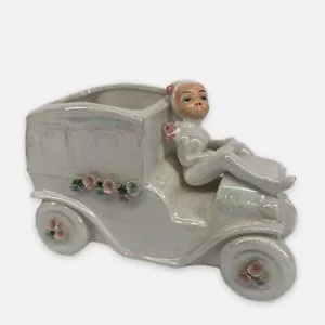 Lefton 2362 Pixie Planter Iridescent w Flowers Car Vehicle Vintage Ceramic - Picture 1 of 21