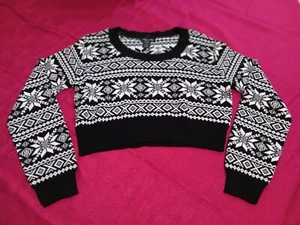 Sweater Project Women's Crop Top Pullover Chistmats Prints Sweater (L) NWOT - Picture 1 of 7