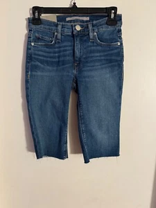 Women "NWT "Hudson" blue mid rise knee jean shorts. Size 23 - Picture 1 of 2