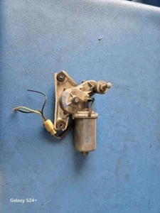 80 81 82 83 84 SUBARU PASAJERO MOTOR LIMPIAPARABRISAS TRASERO 4 PUERTAS SW 88577 - Imagen 1 de 3