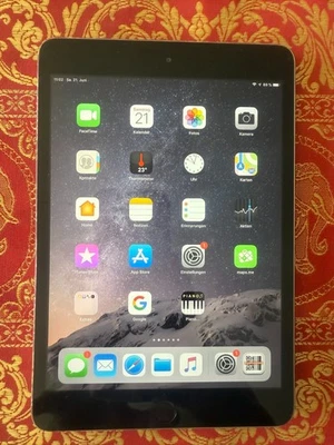 Apple iPad Mini 3 64GB 7,9" WiFi spacegrau, silber - Bild 1 von 4