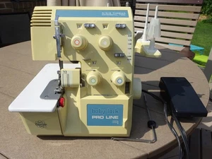 Babylok Pro BL4-738D Serger Buying as is - Picture 1 of 15
