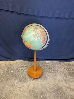 Vintage Meio Século Moderno Replogle Globo de Chão Base de Madeira Dinamarquês Moderno - Imagem 1 de 4