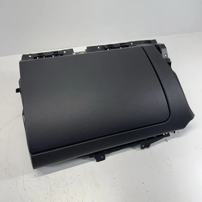 OEM 2019-2022 CHEVROLET BLAZER TABLERO TABLERO GUANTERA COMPARTIMENTO DE ALMACENAMIENTO Foto 1 de 4