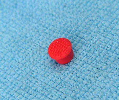 IBM Lenovo Thinkpad Tracking Point Stick Red Dot 4 x 4 mm Mount, Fast shipping - Image 1 of 3