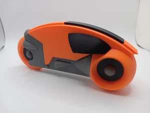 Retro Lightcycle Orange for Tron display action figures & light cycle - Picture 1 of 7