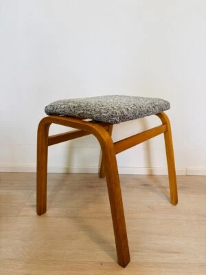 Otomana vintage de Ludvik Volak para TON, Checoslovaquia, años 60 Foto 1 de 4