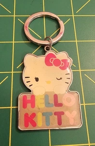 2013 Hello Kitty Sanrio SCHLÜSSELANHÄNGER FAB Starpoint New York NY, B3B5 - Bild 1 von 2