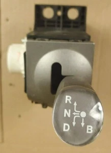 04-09 OEM Toyota Prius Automatic Shift Gear Assembly PA66-GF33 - Bild 1 von 9