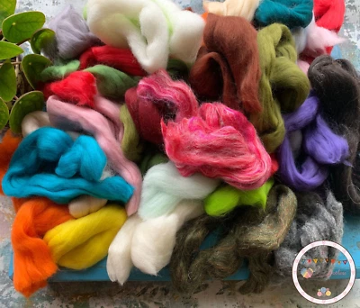 Heidifeathers® Felting Wool Scraps Packs - Felting, Spinning, Off Cuts, Roving - Image 1 of 4