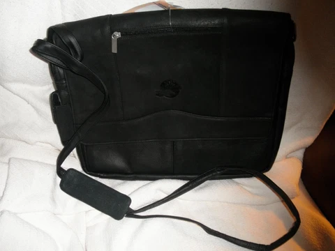 NBA DENVER NUGGETS PANGEA LEATHER LAPTOP MESSENGER BAG, NWT'S Cover