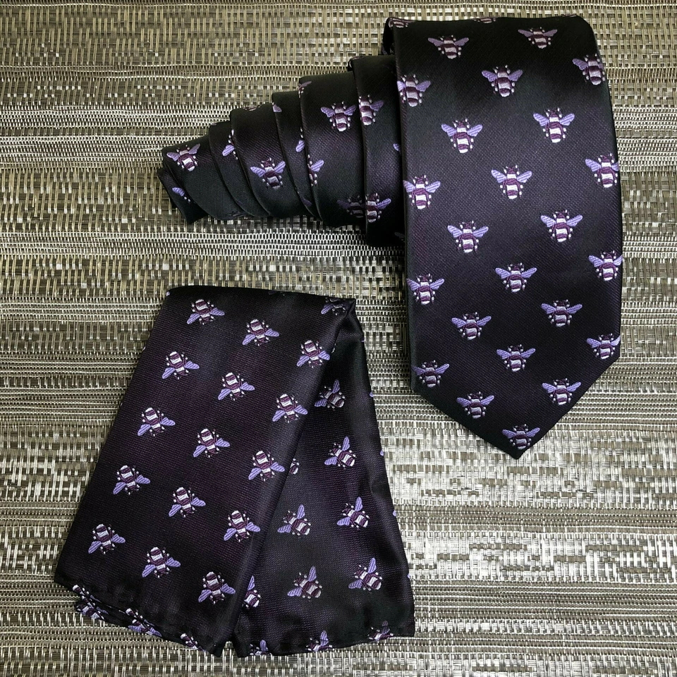 Bee Animal Print Men Microfiber Skinny Slim NeckTie & Hankie Set Eggplant Purple - Image 1 of 1