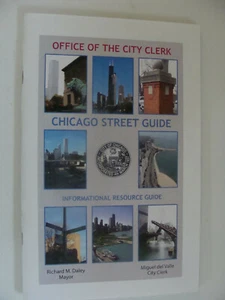 2007 Mayor Richard M Daley Chicago Street Guide & Informational Resource Guide - Picture 1 of 1