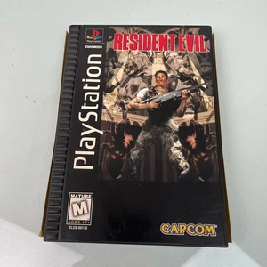 Resident Evil Sony PlayStation PS1 1996 solo scatola lunga NO DISCO O MANUALE - Foto 1 di 8