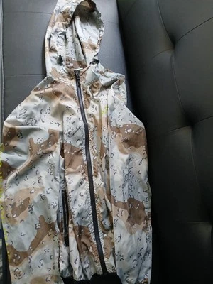 LRG Lifted Research Group Windbreaker Jacket Size Medium M ROCK CAMO HOODED  - Image 1 of 4