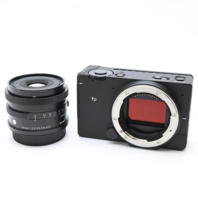 Sigma fp + Contemporary 45mm F/2.8 DG DN Lens Kit #274 - Image 1 of 4