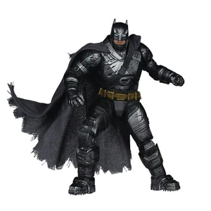 DC Multiverse Batman vs Superman Armored Batman 7" Figur **AUF LAGER - Bild 1 von 9